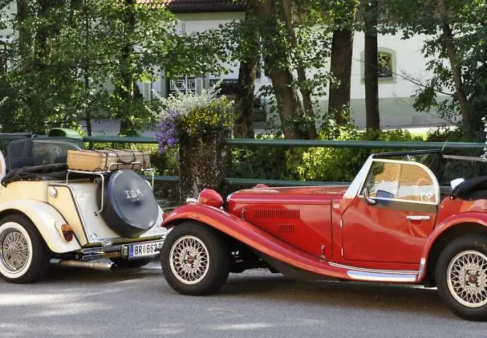 - Garni Mittelpunkt-europa Gmbh * 브라우나우 암 인