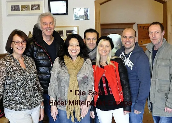 - Garni Mittelpunkt-europa Gmbh