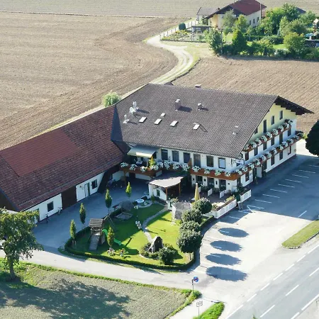 Hotel - Garni Mittelpunkt-europa Gmbh Braunau am Inn