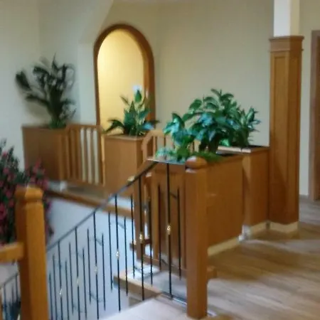 - Garni Mittelpunkt-europa Gmbh Hotel Braunau am Inn