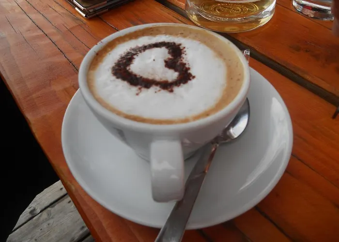 - Garni Mittelpunkt-europa Gmbh Braunau am Inn